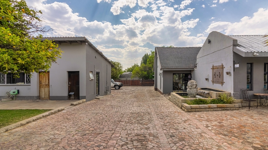 10 Bedroom Property for Sale in Panorama Free State